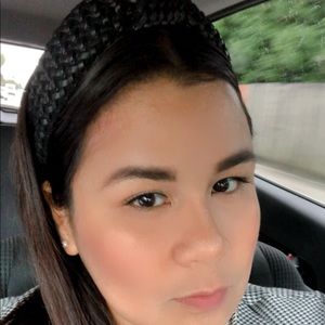 Meet your Posher, Eva